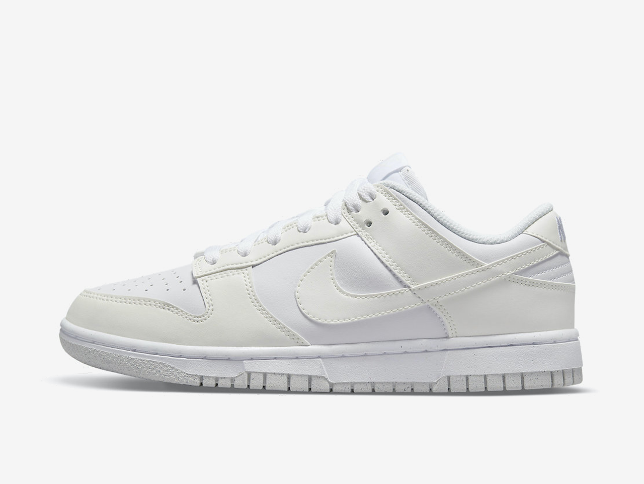 grey and white nike dunks