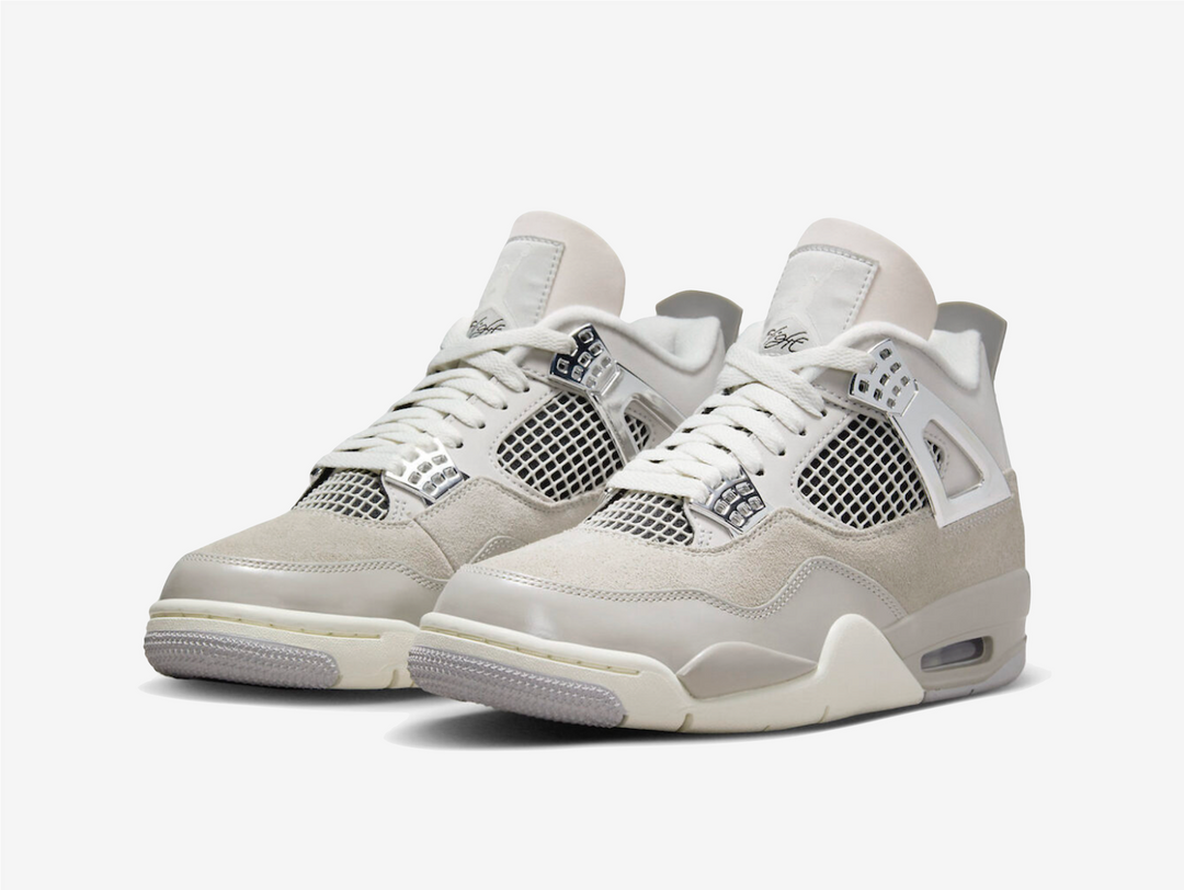 Air Jordan 4 Frozen Moments W Hyped Economy