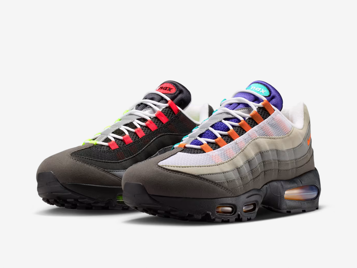 Built on opposing stories told through asymmetric blocking, this edition reverses the signature grey gradient and swaps in a crisp white midsole for a lighter, brighter edge. Each step is a visual contradiction, pulling from decades of design into a single chaotic masterpiece that rewrites the rules while honouring every version that came before.