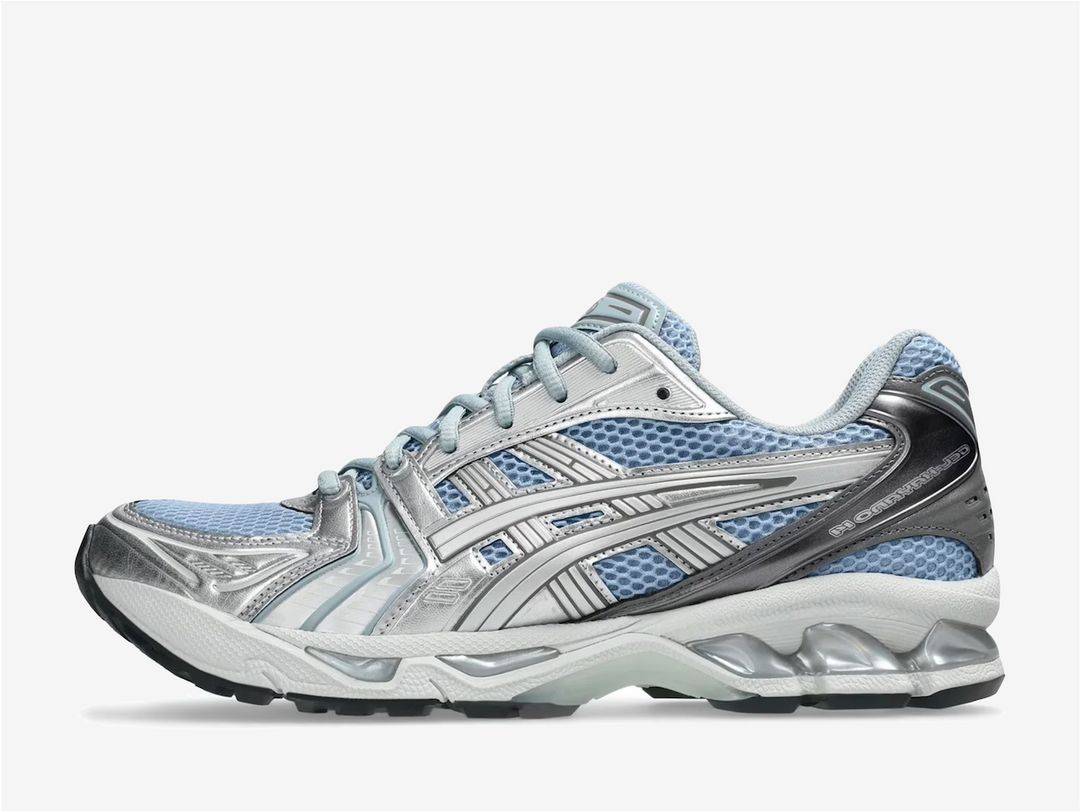 Marking a pivotal moment as the first trainer in the series not shaped by its namesake creator, this revival honours its sport performance heritage while standing firmly in the present. The legendary GEL technology remains hidden beneath, absorbing impact and transforming each stride into something smoother than the last. This ASICS masterpiece shoe doesn't just reference running history, it continues the conversation with quiet authority.