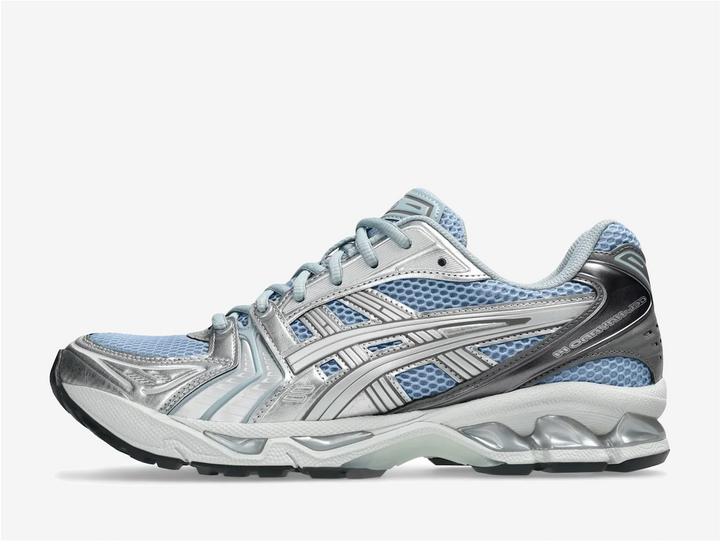 Marking a pivotal moment as the first trainer in the series not shaped by its namesake creator, this revival honours its sport performance heritage while standing firmly in the present. The legendary GEL technology remains hidden beneath, absorbing impact and transforming each stride into something smoother than the last. This ASICS masterpiece shoe doesn't just reference running history, it continues the conversation with quiet authority.