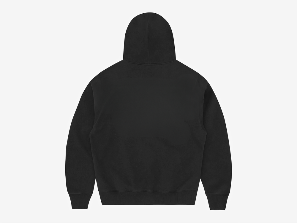 Crafted from heavyweight 430GSM 100% cotton fleece, this hoodie delivers structure, comfort and durability. It features a screen-printed Alcatraz logo on the chest, coverstitch detailing throughout, a classic kangaroo pocket, and ribbed cuffs and hem. Finished in a true-to-size, boxy relaxed fit.