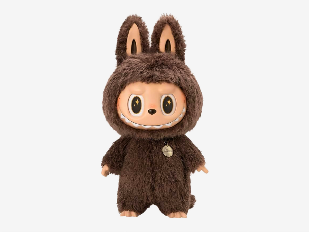 Styled to reflect Labubu’s curious spirit, "I Found You" combines cozy design and whimsical character, making it perfect to cuddle, display, or gift. Every plush uses ultra-soft materials and carefully crafted details, offering the iconic quirky grin, plush fur, and vivid personality that fans love from Pop Mart’s The Monsters series by Kasing Lung.