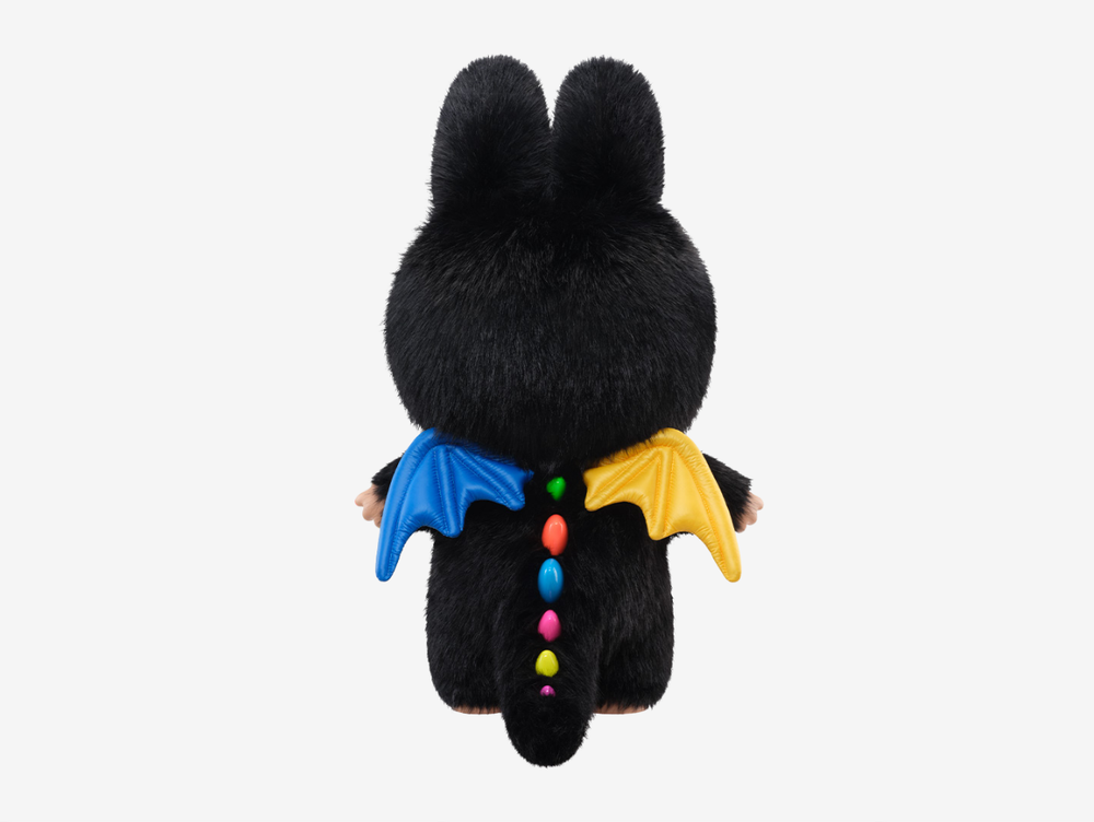 The Monsters 10th Anniversary Series ZIMOMO Vinyl Plush Doll is a special edition collectible created to celebrate 10 years of The Monsters universe. Standing at an impressive 58cm tall, this large-format figure combines plush and vinyl elements, bringing ZIMOMO to life with signature character detail and premium construction. Designed as a standout display piece, it’s perfect for collectors and fans looking to add a statement piece from the anniversary series to their collection.