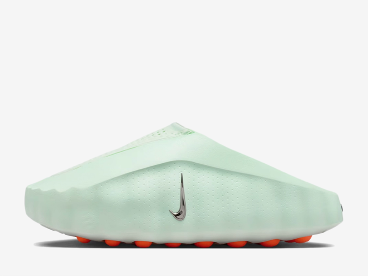 Nike Mind 001 Barely Green sneaker featuring a soft green colourway, premium mixed-material construction, signature Nike detailing, and a contemporary low-top silhouette designed for everyday comfort and versatile styling.