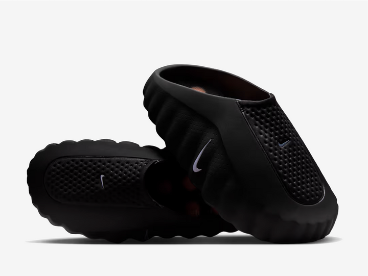 The Nike Mind is designed to enhance focus and awareness before the game, using 22 responsive outsole nodes to deliver sensory feedback with every step. Developed by Nike’s Mind Science Department, it combines innovative mental-performance design with soft foam cushioning, a flexible footbed, durable rubber traction, and a breathable knitted tongue for all-day comfort and control.