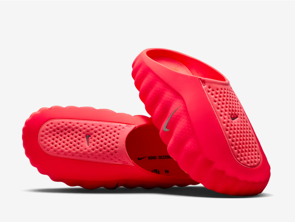 The Nike Mind is designed to enhance focus and awareness before the game, using 22 responsive outsole nodes to deliver sensory feedback with every step. Developed by Nike’s Mind Science Department, it combines innovative mental-performance design with soft foam cushioning, a flexible footbed, durable rubber traction, and a breathable knitted tongue for all-day comfort and control.