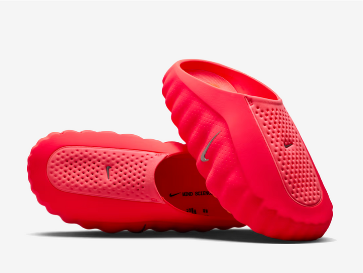 The Nike Mind is designed to enhance focus and awareness before the game, using 22 responsive outsole nodes to deliver sensory feedback with every step. Developed by Nike’s Mind Science Department, it combines innovative mental-performance design with soft foam cushioning, a flexible footbed, durable rubber traction, and a breathable knitted tongue for all-day comfort and control.