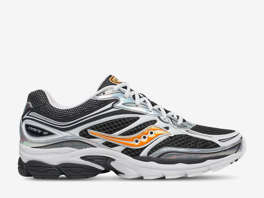 The White Black Orange colourway features a clean white base with black overlays and bright orange accents throughout, creating a sharp contrast with a sporty edge. Finished with classic Saucony branding and a cushioned sole, the Saucony ProGrid Omni 9 Speed Shades White Black Orange blends retro performance heritage with standout everyday styling.