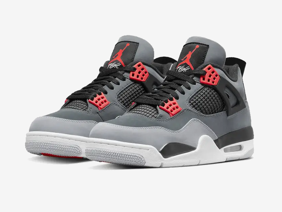 Timeless Jordan 4 sneakers in a classic grey, red and black colour scheme.