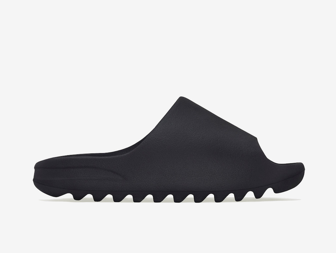 Classic and comfortable Yeezy shoes with an all black colourway.
