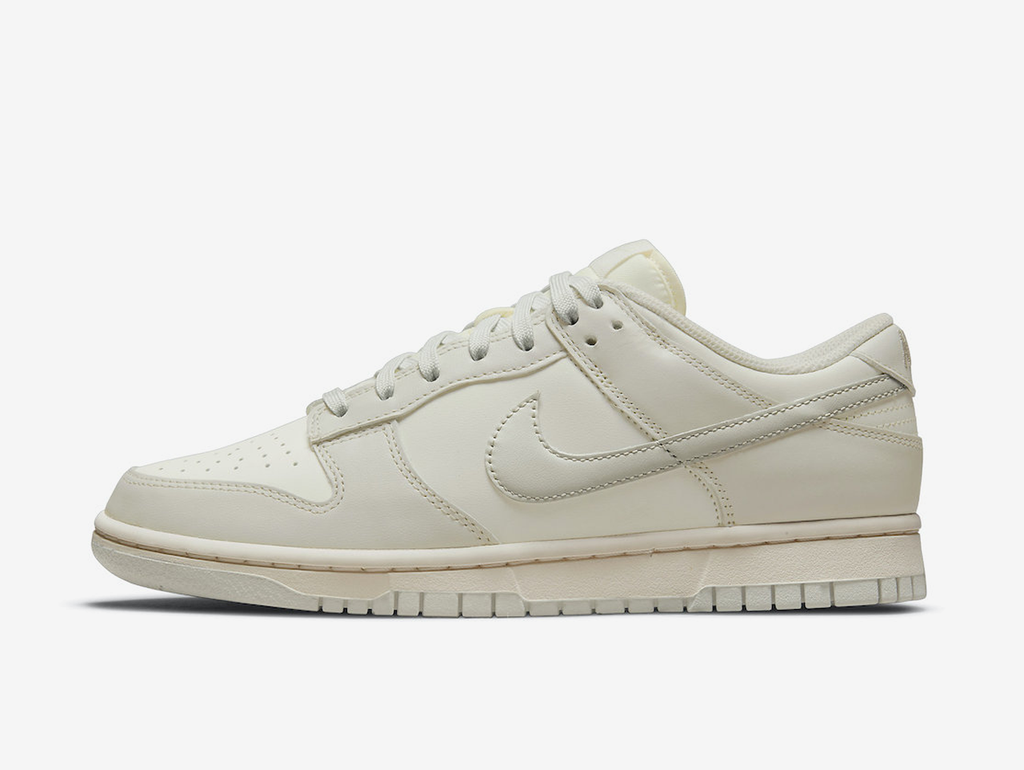 nike dunk low sail light bone