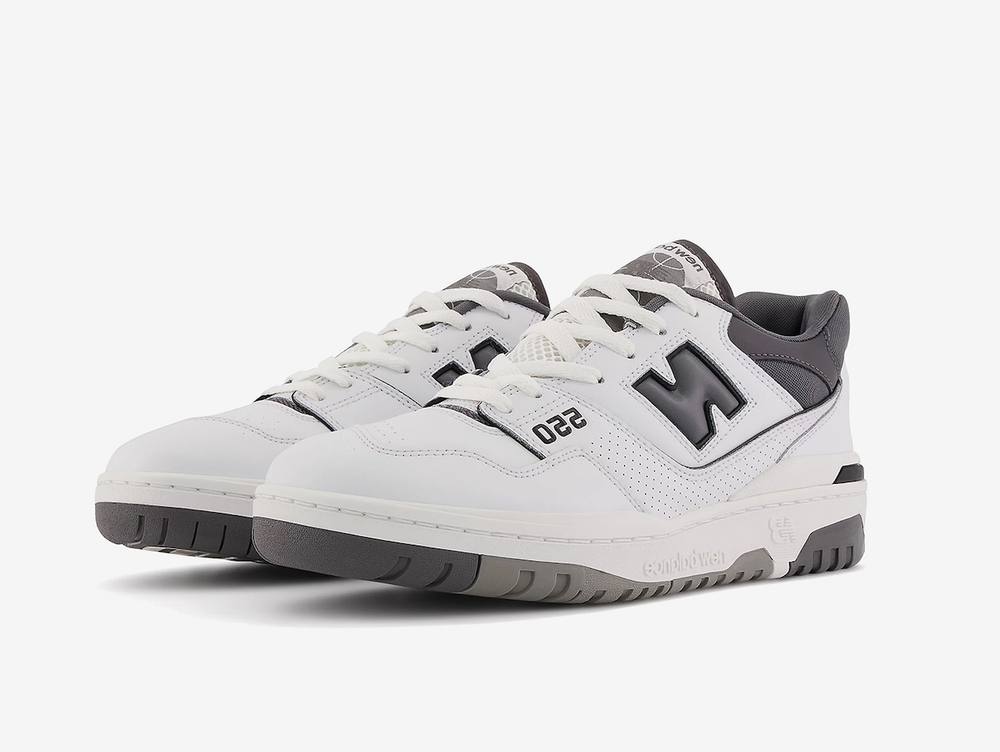 Classic New Balance shoes with a grey and white colourway.